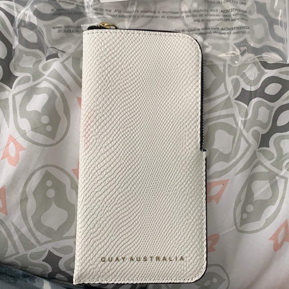 Sunglasses case Quay